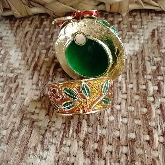 Christmas Tree metal Keepsave Box - Picture 4 of 10